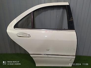 Дверь Задняя правая Mercedes-Benz, Б/у, Оригинал at lalafo.kg Дверь Задняя правая Mercedes-Benz, Б/у, Оригинал