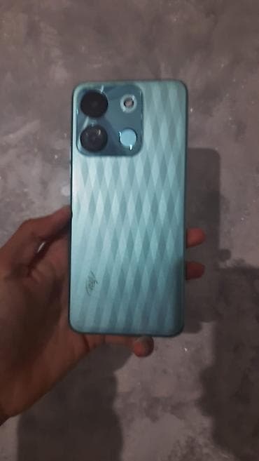 миксеры бишкек: Смартфон в бирюзовом цвете с фактурной задней крышкой «ромбы». Экран с — 2