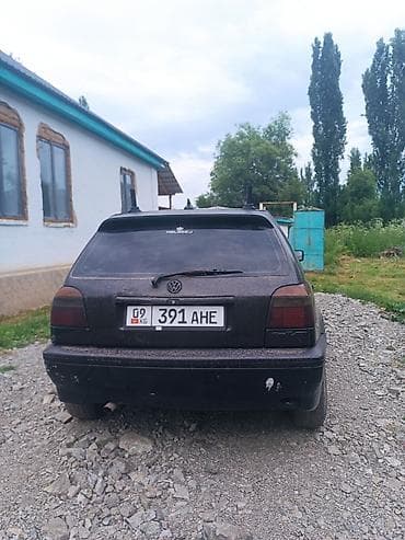 Транспорт: Volkswagen Golf: 1993 г., Хэтчбэк — 5