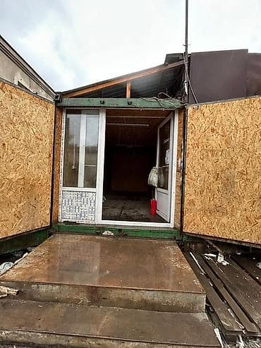 строительные вагоны: Модульный торговый павильон/контейнер с крышей - Планировка: одно — 1