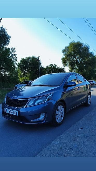 Kia Rio: 2013 г., 1.6 л, Механика, Бензин, Седан