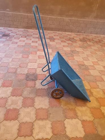 Садово-строительная тачка и тележка, Стальная, Двухколесная, Б/у, В розницу