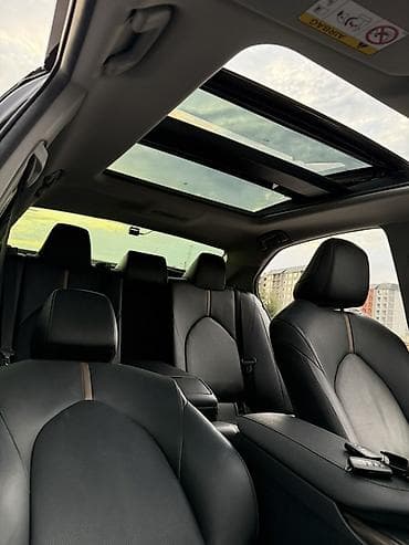 Toyota Camry: 2020 г., 2.5 л, Автомат, Бензин, Седан — 8