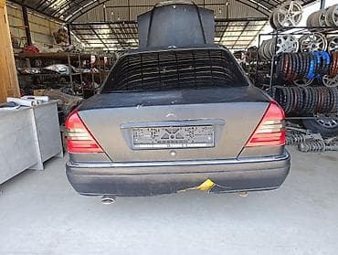 балансировочный вал: Mercedes-Benz C‑класс (W202) — на разбор объем 2.0 компрессор — 3