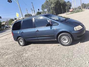 b class: Volkswagen Sharan: 2002 г., 0.2 л, Механика, Бензин, Минивэн — 7