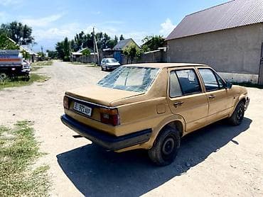 Унаа: Volkswagen Jetta: 1984 г., 1.6 л, Кол менен иштөөчү, Бензин, Седан — 3