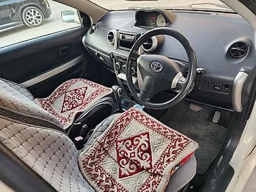 коробка на ист: Toyota Ist: 2004 г., 1.3 л, Автомат, Бензин, Хэтчбэк — 5