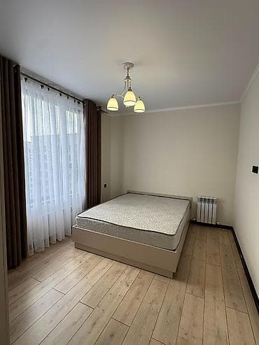 Батирлер: 3 бөлмө, 90 м², Пишпек 14 кабат — 1