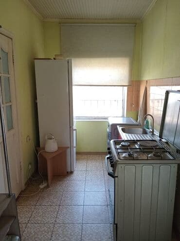 Үйдү ижарага алам: Үй, 50 м², 3 бөлмө — 16