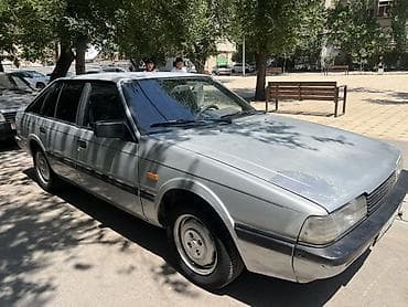 кронос 626: Mazda 626: 1985 г., 2 л, Механика, Бензин, Седан — 3