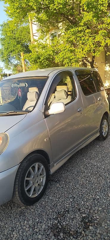 sprinter bazar: Toyota Funcargo: 2002 г., Автомат, Бензин, Минивэн — 8