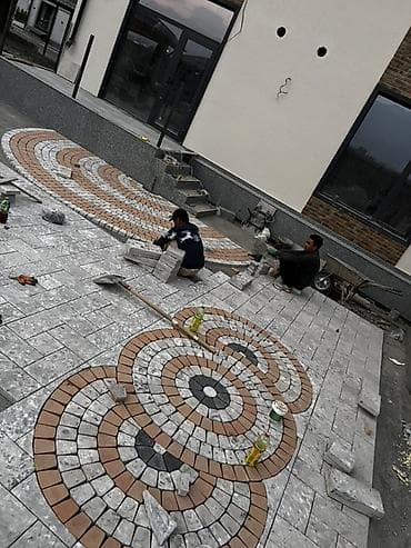 камни на фундамент: Укладка тротуарной плитки и брусчатки под ключ - Профессиональное — 1