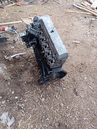 Двигатели, моторы и ГБЦ: Двигатель Mercedes-Benz, рядный 6-цилиндровый (атмосферный/турбо — без — 2