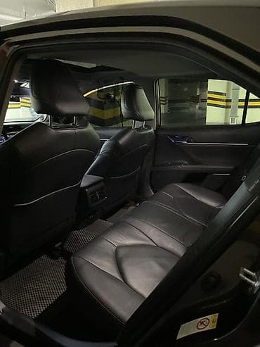 70: Toyota Camry: 2018 г., 2.5 л, Вариатор, Гибрид, Седан — 5