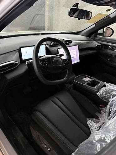 byd 05: Dongfeng : 2026 г., 0.1 л, Робот, Электромобиль, Кроссовер — 2