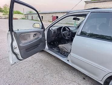 ласети автамат: Mitsubishi Lancer: 1992 г., 1.6 л, Ручные, Бензин, Седан — 7