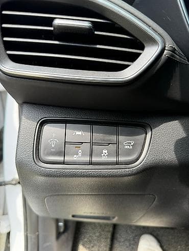 Транспорт: Hyundai Santa Fe: 2019 г., 2 л, Автомат, Дизель, Кроссовер — 8