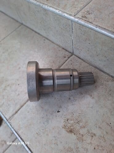 электронный словарь новый: Запчасти на Экскаватор ХУНДАЙ 1400и 140 Вал гидроматор хода — 2