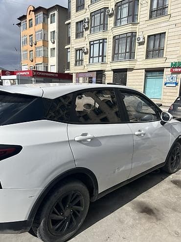 китайский электро мобил: BYD : 2021 г., Электромобиль, Кроссовер — 4