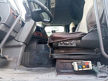 кормушки для животных: Тягач, Volvo, Без прицепа — 6