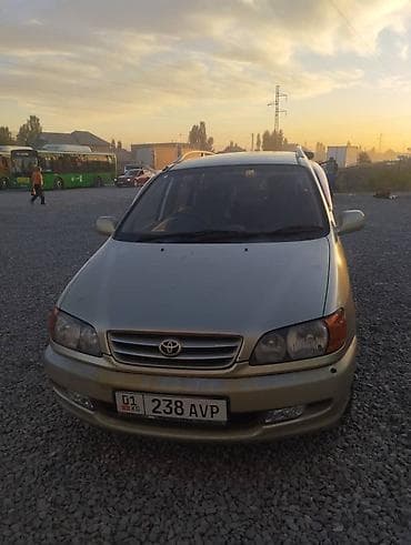 деф: Toyota Ipsum: 2001 г., 2 л, Автомат, Бензин, Универсал — 1
