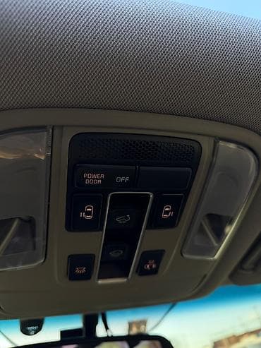 Продажа авто: Kia Carnival: 2019 г., 2.2 л, Автомат, Дизель, Минивэн — 8