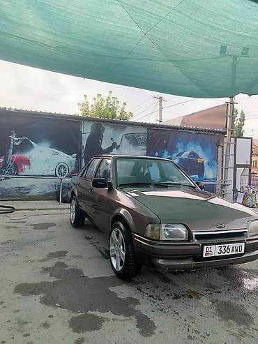 Продажа авто: Ford Escort: 1989 г., 1.4 л, Механика, Бензин, Хэтчбэк — 2