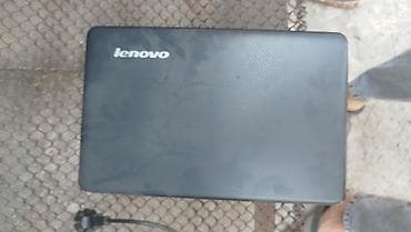 Ноутбук Lenovo с зарядным устройством - Экран (диагональ примерно