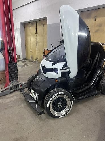 ли машина: Renault Twizy: 2019 г. — 2