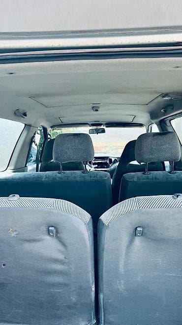 260: Toyota Previa: 1992 г., 2.5 л, Механика, Газ, Минивэн — 7