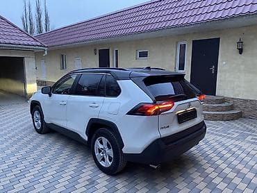 bew e39: Toyota RAV4: 2019 г., 2.5 л, Автомат, Бензин, Кроссовер — 4