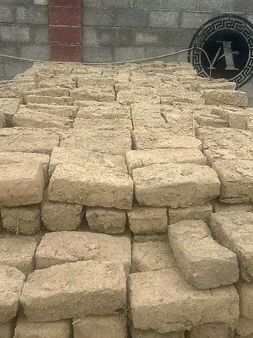 летние: Саманные кирпичи (сырец) для строительства и отделки. - Материал — 2