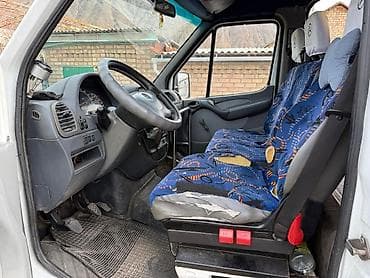 дешёвый мопед: Легкий грузовик — 10