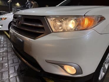 Toyota Highlander: 2011 г., 3.5 л, Типтроник, Бензин, Кроссовер