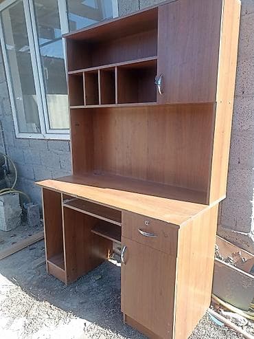 стол письменный компьютерный: Компьютерный стол, С полками — 1