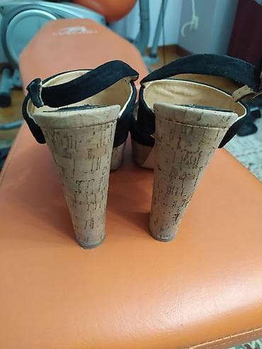 Женская обувь: Продаю босоножки,чистая замша, размер 37,удобная колодка, смотрятся — 5