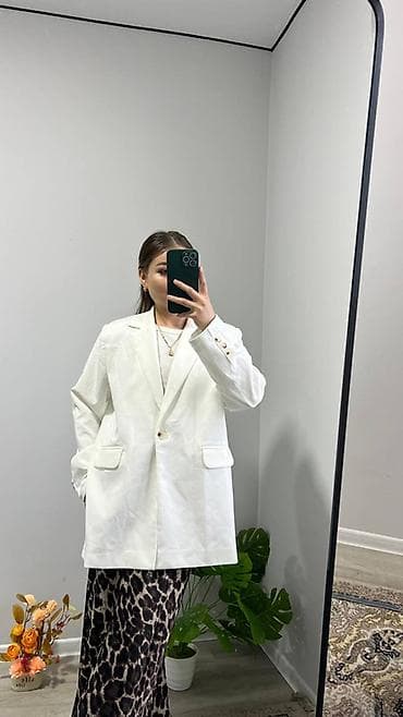 женские пиджак: Женские пиджаки по 1 размеру, размер уточняйте по оптовым ценам — 4