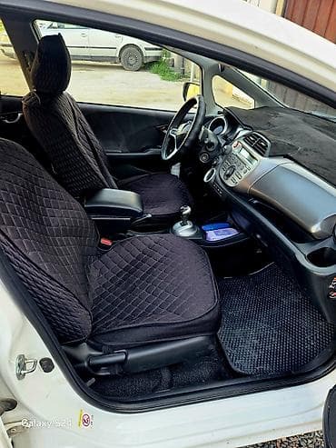 magi: Honda Jazz: 2010 г., 1.4 л, Робот, Бензин, Хэтчбэк — 5