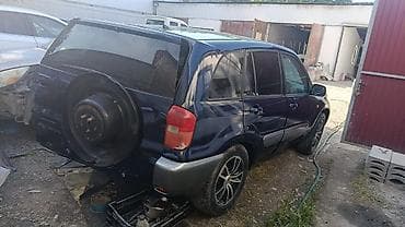 домкрат мазда: Toyota RAV4: 2001 г., 2 л, Механика, Газ, Кроссовер — 3