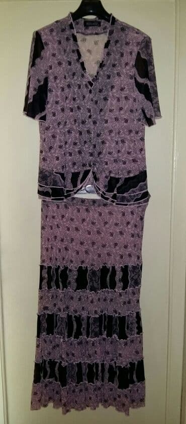 Женский костюм, размер-50, рост-160см, состояние отличное at lalafo.kg Женский костюм, размер-50, рост-160см, состояние отличное