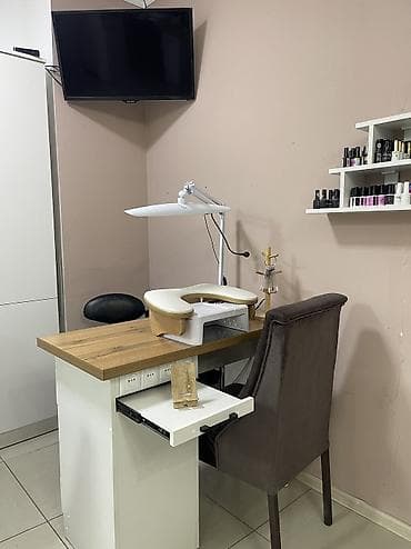 ош базар салон: Аренда рабочего места для мастера ногтевого сервиса: маникюрный стол + — 2