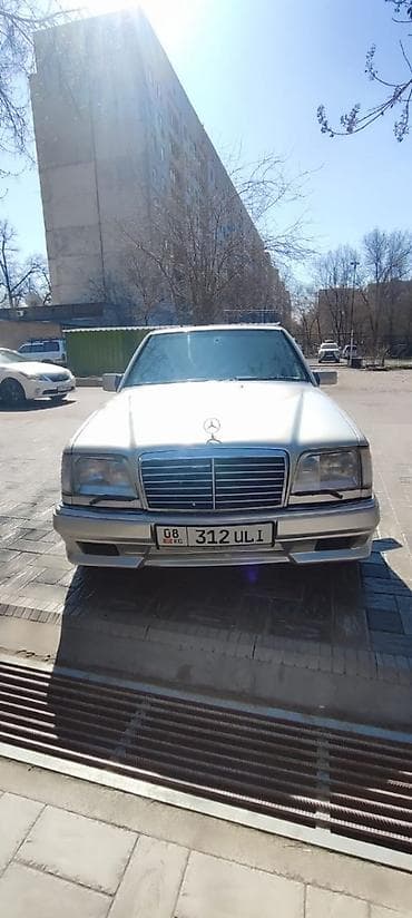 Mercedes-Benz E-Class: 1994 г., 2.2 л, Механика, Бензин, Седан at lalafo.kg Mercedes-Benz E-Class: 1994 г., 2.2 л, Механика, Бензин, Седан