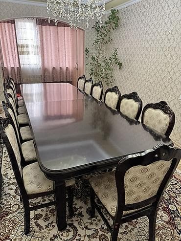 вилка столовая: Продается большой обеденный комплект: стол + 12 стульев. Б/у, в — 6