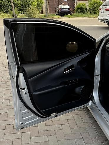 тайота матрих: Toyota Prius: 2016 г., 1.8 л, Автомат, Гибрид, Лифтбек — 10
