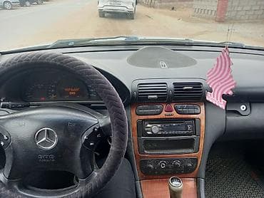 tayota funcargo: Mercedes-Benz C-Class: 2002 г., 2 л, Ручные, Бензин, Седан — 1