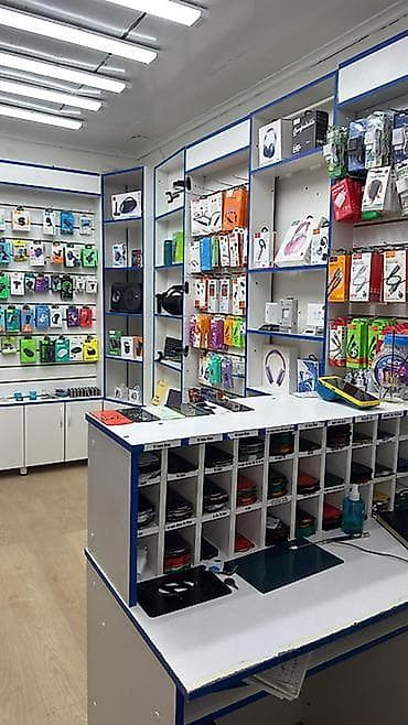 электроника магазин: 8мкр Продается готовый бизнес - моб. аксессуары Площадь: 25м2 — 1