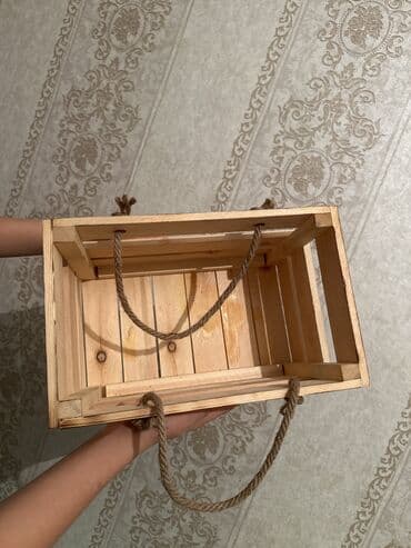 Гирлянды: 200сомов!!! деревянный корзина ширина 20см высота 20 см длина 32 — 2
