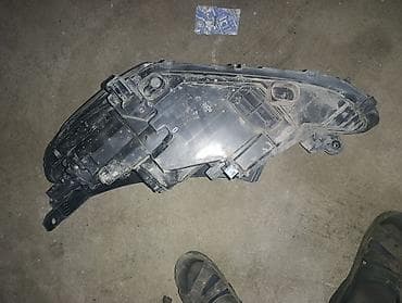 передний: Передняя левая фара Hyundai 2018 г., Б/у, Оригинал — 1