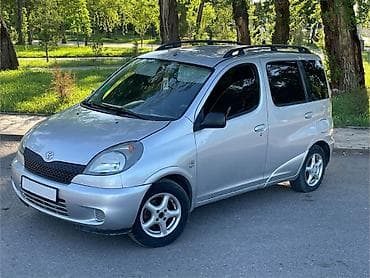 corolla 2004: Toyota Yaris Verso: 2001 г., 1.3 л, Механика, Бензин, Универсал — 3