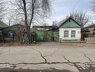 гостиница в узгене: Дом, 761 м², 3 комнаты, Собственник, Старый ремонт — 1